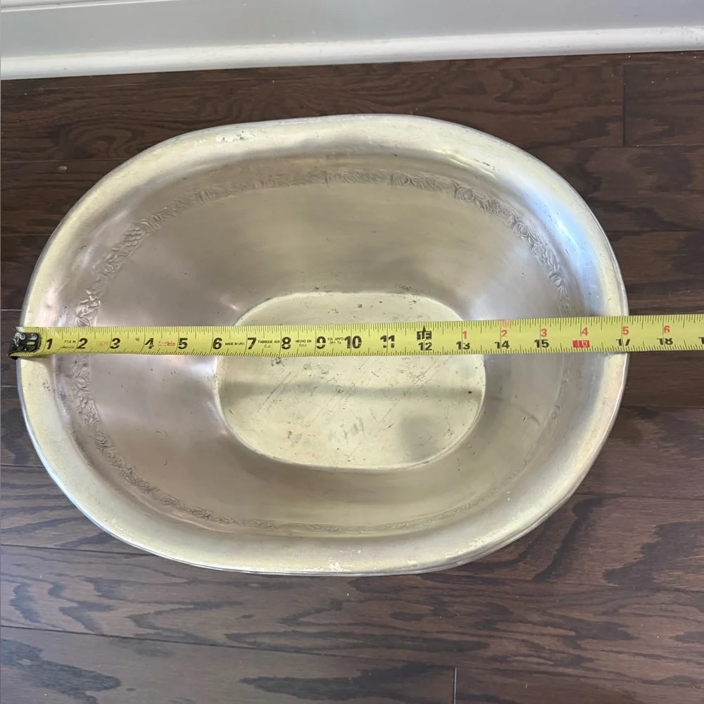 VTG Pottery Barn Silverplate Vineyard Collection Oval Party Ice Bucket ~ 17x13x8